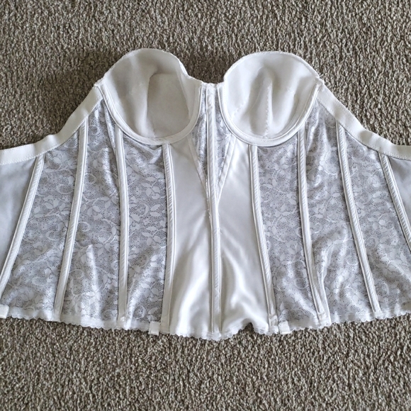 Carnival Women's strapless bustier - Picture 8 of 11